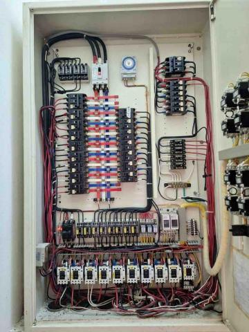 魏羿 - 自動控制系統配盤