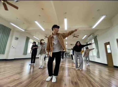 Hooyz - 高中社團教學