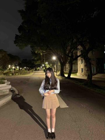 提供多少錢西文服務的專家林亭均