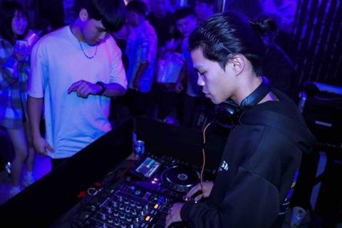 蔡博丞 - Sky bar活動DJ