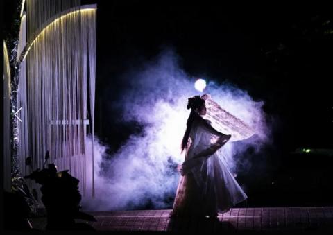 Ray - 展演、展覽、戲劇演出之空間及燈光設計