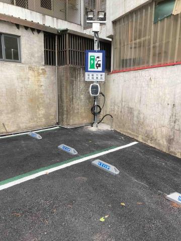 俊霆家庭宅修 - 