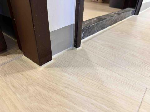 瑞奇宅藝裝潢 - 矽利康收邊