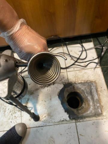 永立淨包通工程行 - 馬桶阻塞通水管