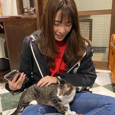 林詩馨 - 喜歡小動物和小朋友，也有耐心、同理心