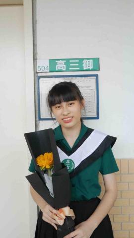 提供速寫人服務的專家呂艾芸