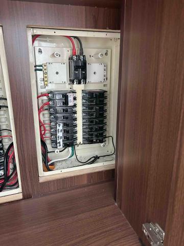 文瑋水電裝修 - 電路查修