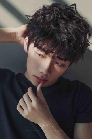 提供兒童美術師資培訓台中服務的專家Ryo-楊竣傑