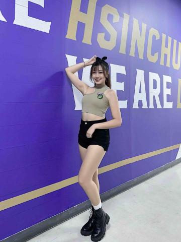 姍姍 - 球場演出