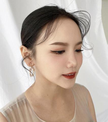 凱莉梳化 - 瀏海拉絲