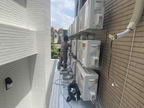 信全冷氣行 - 一次10多台的工程