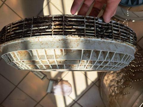 豪清淨企業社 - 洗衣機清洗前