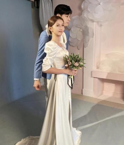 凱莉梳化 - 婚紗花絮