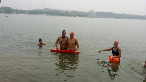 水上安全救生游泳移動教練 施紹雄 麥克叔叔 - 橫渡邯鄲水庫 水上安全救生游泳移動教練 施紹雄 麥克叔叔 - 橫渡邯鄲水庫