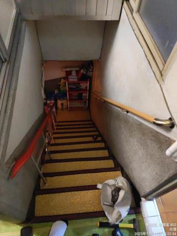 嶸源工程行 - 樓梯扶手 施作後