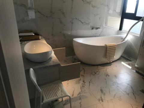 尼希米翻修工程 - 浴室設備安裝完成照 尼希米翻修工程 - 浴室設備安裝完成照