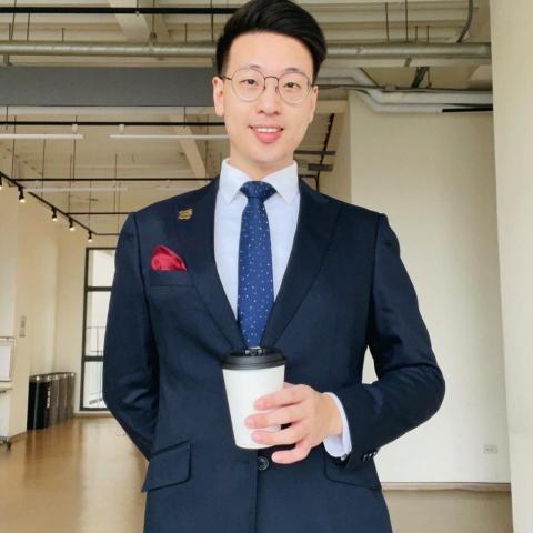 提供公司法務服務的專家Harvey