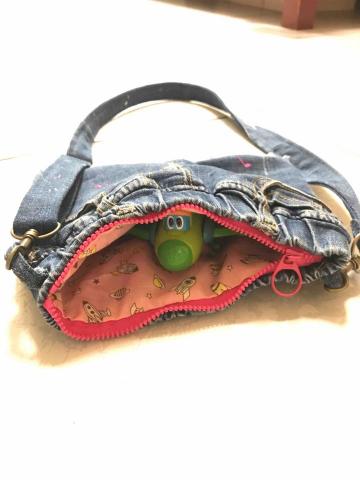 Dora郁芬 - 牛仔褲DIY手作包