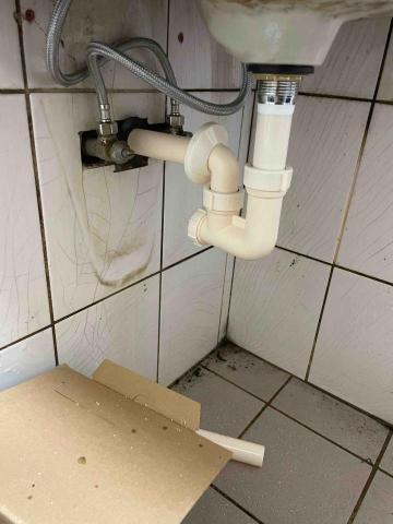 小郭 - 臉盆排水更新