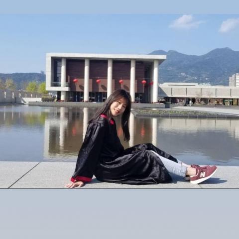 提供1028濃縮咖服務的專家游小姐