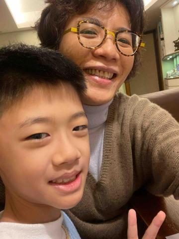 Rise Up English Tutoring - 國小三年級學生，學了6個月發音，已經可以讀超過200字的英文讀本。