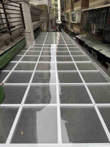 正發行 - 白鐵採光罩