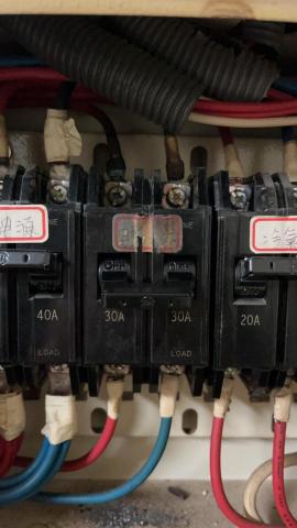 李樂咖 - 無溶絲開關損壞