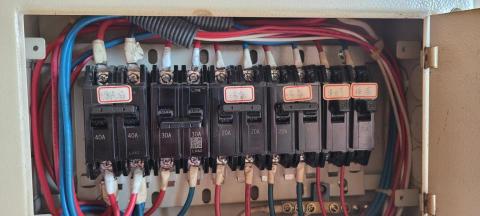 李樂咖 - 更換新無融絲開關含線材