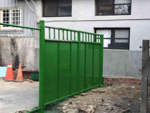 承蓁工程行.圍籬工程 - 客制化工地圍籬大門