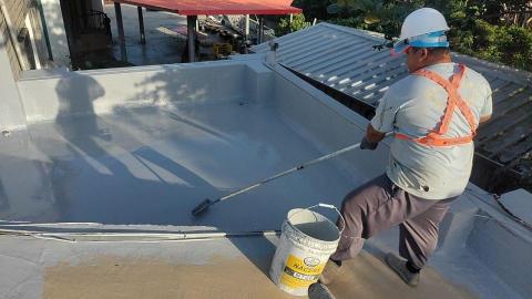 邑光防水隔熱工程 - 施工中圖片（PU防水塗層施作）屏東旭海活動中心