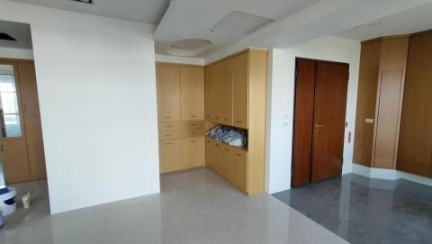 王依婷油漆團隊 - 美術館全室噴漆