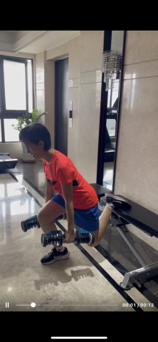 文6教練-肌力&體態改造&減脂 - 