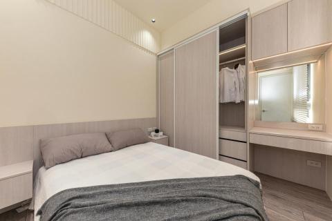 艾普雷斯智能生活有限公司 - 智能櫃內條燈+智能化妝燈+智能崁燈+Homepod Mini