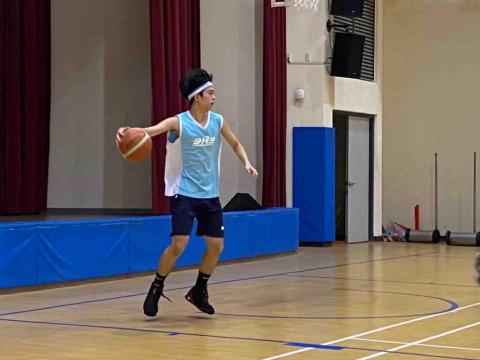 Daniel Sung - 平常興趣是打球