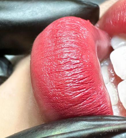 𝘓𝘪𝘱𝘴 𝘏𝘪𝘎𝘩 Äʀᴛɪꜱᴛ｜半永久霧唇 - 高飽和、通透感<單針手法>