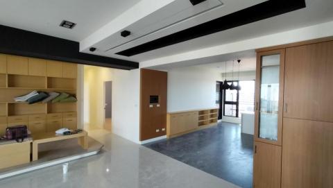 王依婷油漆團隊 - 美術館全室噴漆