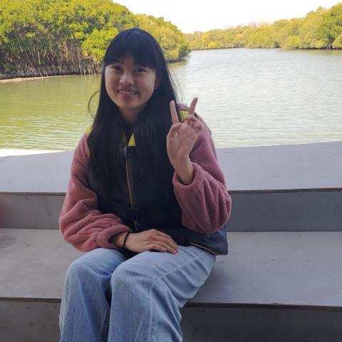 提供高中生物服務的專家陳映卉