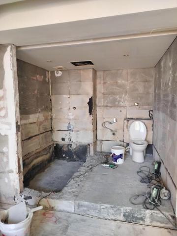 京堡工程行 - 佳茂學士會館湯屋浴室拆除中