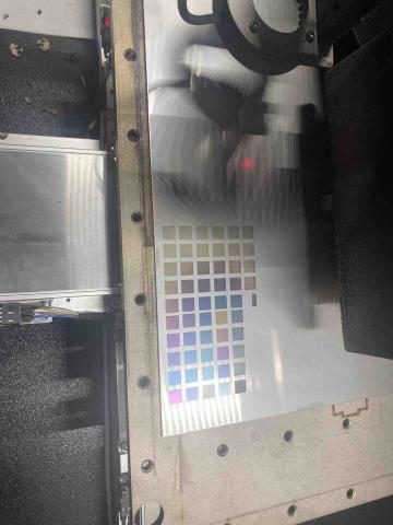 YHC工作室 - 雷射光纖打雕不鏽鋼