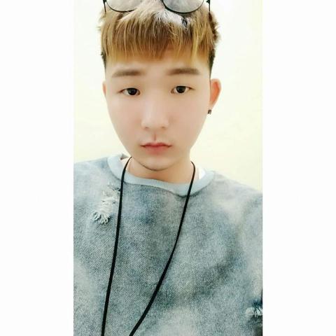 提供代練服務的專家小宇