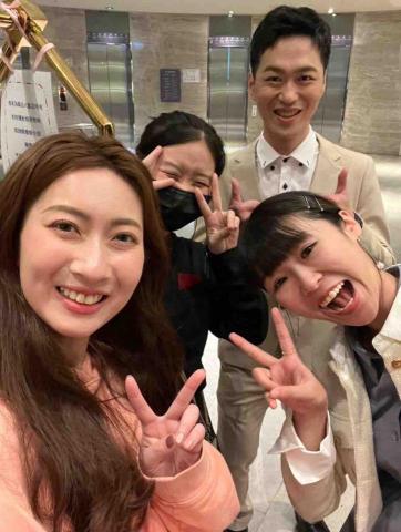 甘甘 - 結束後與新人合照