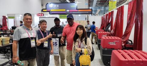 蔡宛芯 - 陪同外賓參加全國技能大賽