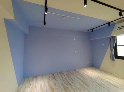 龍致閎 - 居家/跳色牆