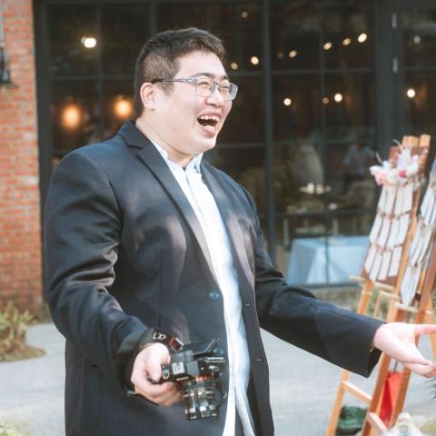 提供金流API串接服務的專家阿亮