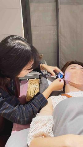 Chill 邱耳 - 采耳實作