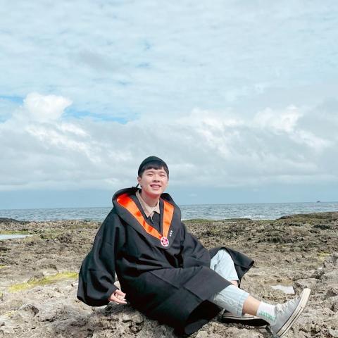 提供105服務的專家李斯偉