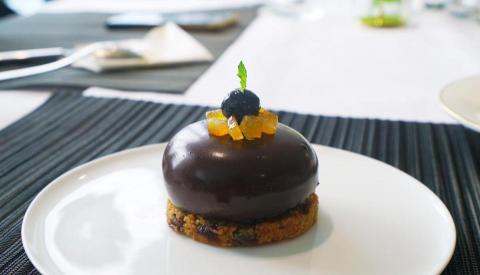 嗨，邊仔 - 白蘭地鏡面巧克力慕斯