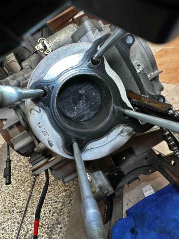 機車基礎維修保養（代客改裝） - 汽缸缸頭更換維修