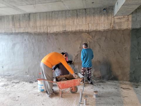 許顥騰 - 室內牆面打底