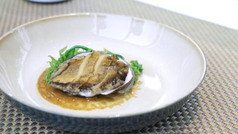 嗨，邊仔 - 酒蒸鮑魚佐紹興肝醬